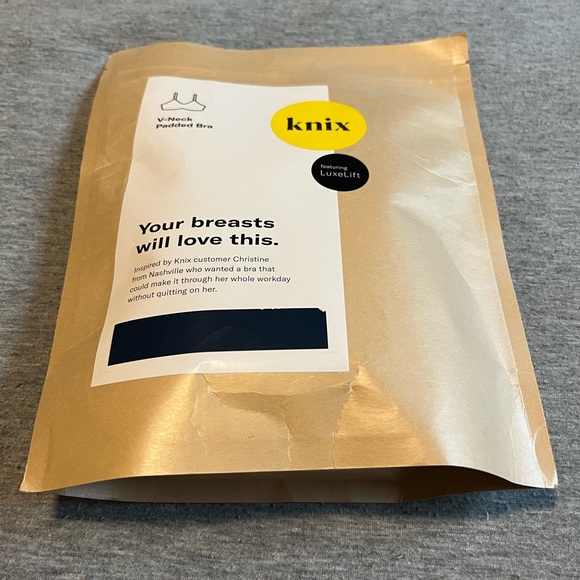 Knix V-neck padded bra, size 4, colour Horizon - Picture 2 of 3